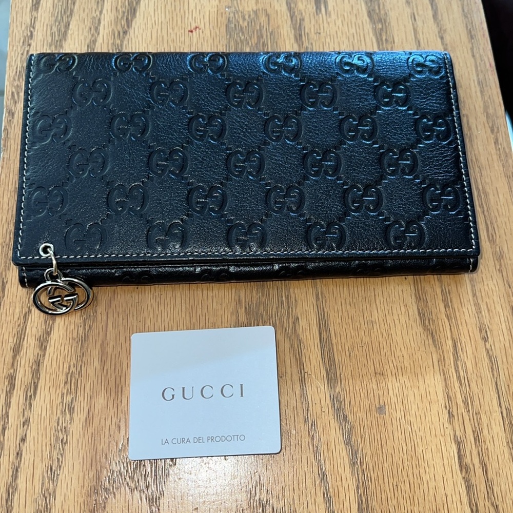 Gucci wallet ❤️